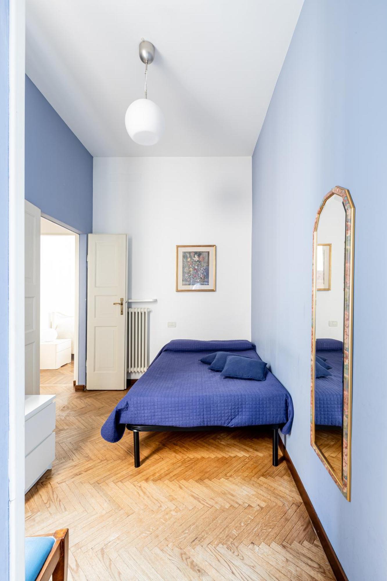 Апартаменты Molinari House Modena Centro Lux Экстерьер фото